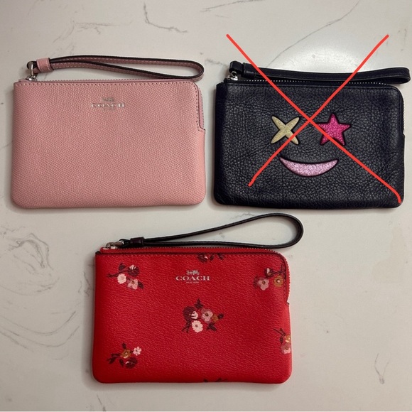 WINNER'S CHOICE Coach Corner Zip Wristlet, Limited Edition- EUC - Picture 1 of 5